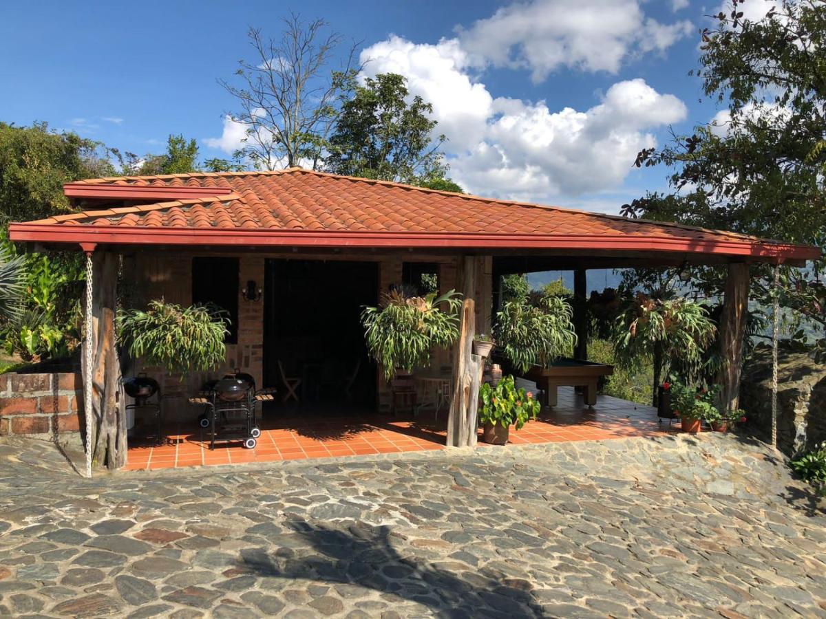Finca Hotel Tierra Verde 히라르도타 외부 사진