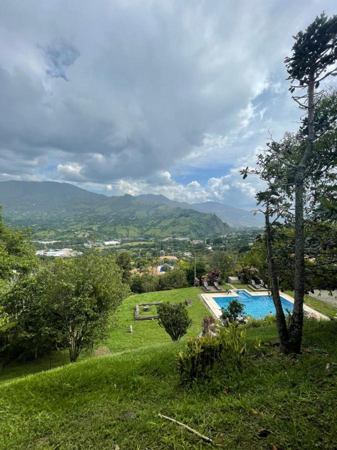 Finca Hotel Tierra Verde 히라르도타 외부 사진