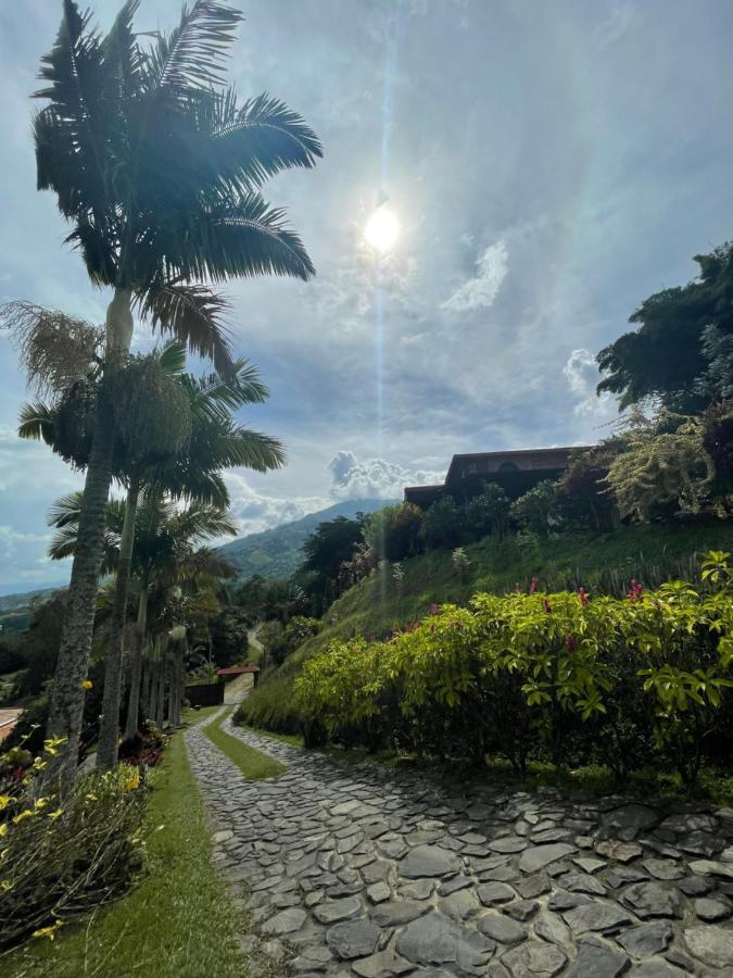 Finca Hotel Tierra Verde 히라르도타 외부 사진